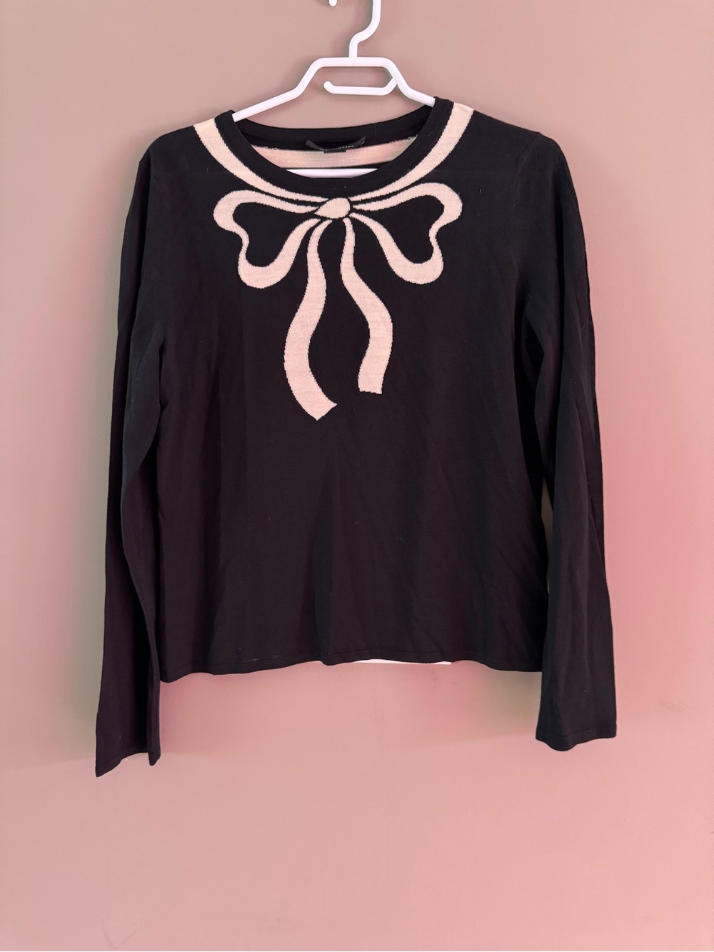 St. John Black Long-Sleeve Top with Cream Bow Accent